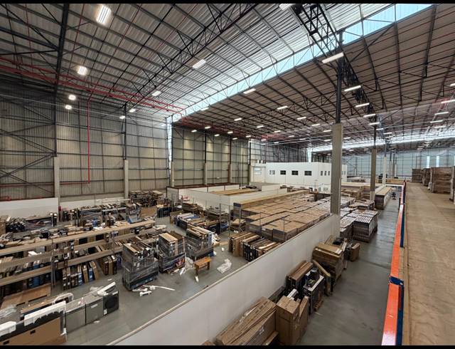 11,366M² WAREHOUSE TO LET IN CHLOORKOP